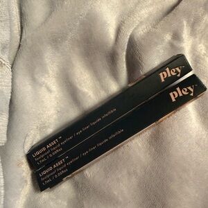 Pley liquid eyeliner bundle - purple and blue 💙💜